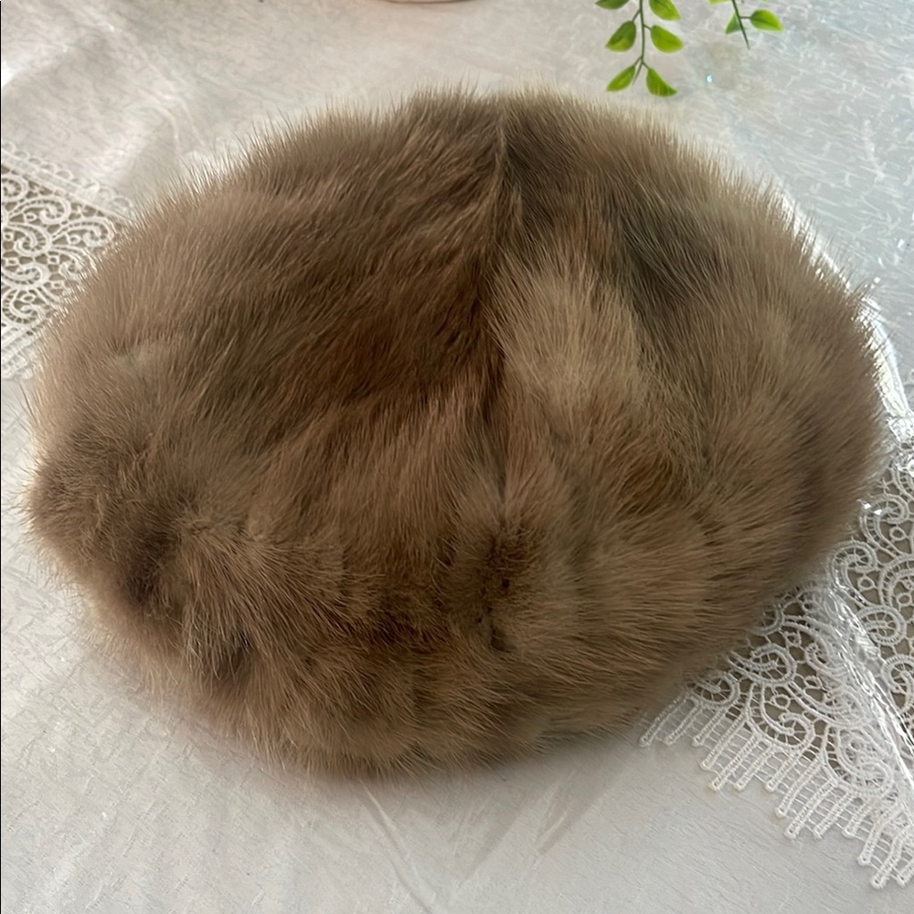 Vintage Luxurious Brown Fur Hat